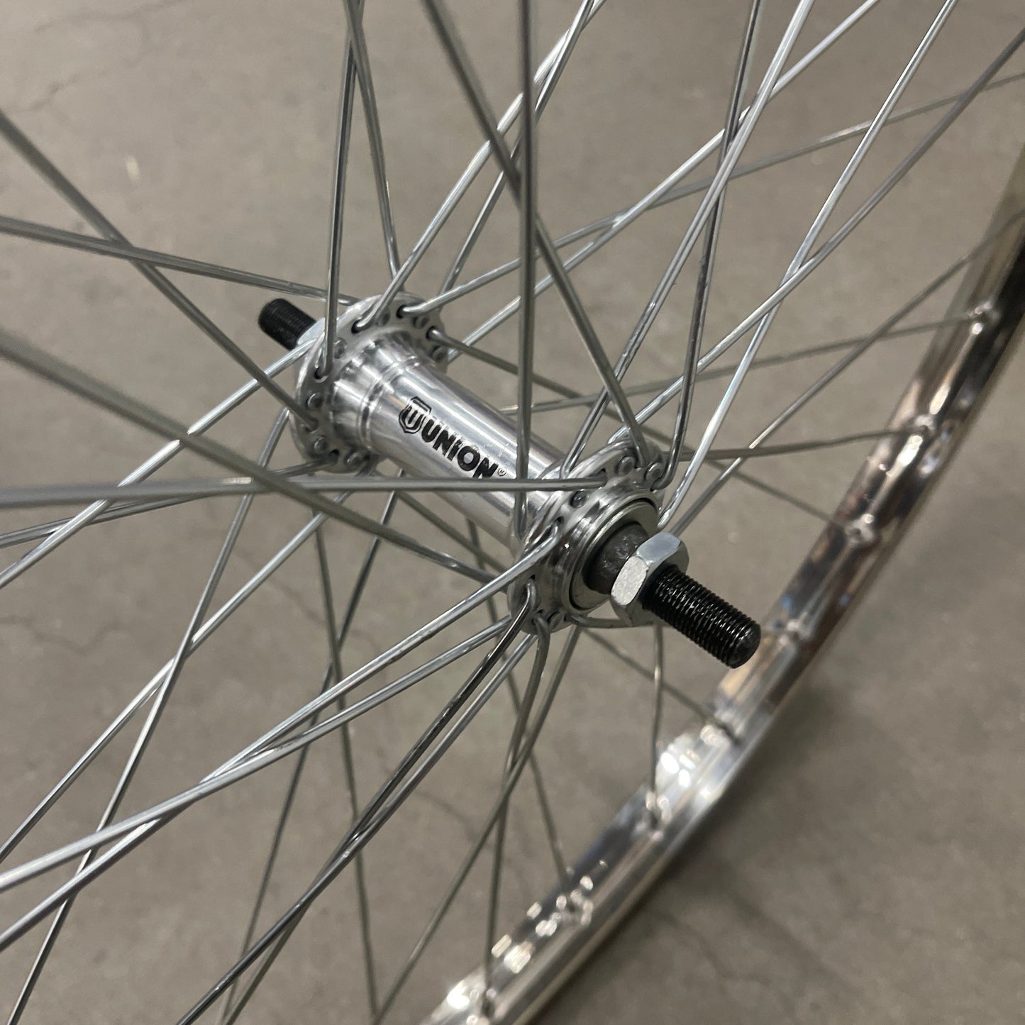 Voorwiel 28" - 622 ST32 RVS Ryde zink spaken alu. voornaaf