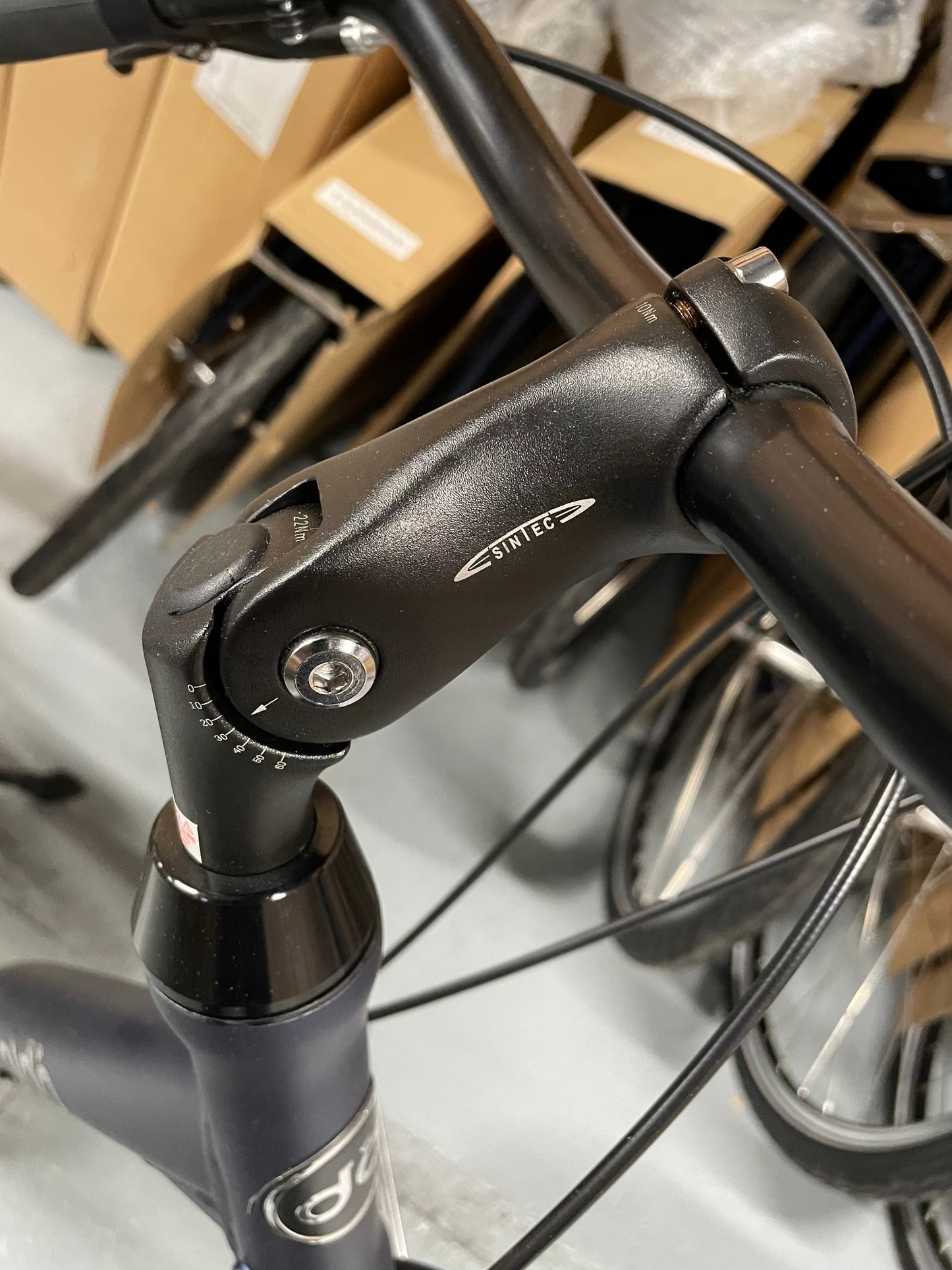 Aldo stuurpen Lage instap Comfort 1.1/8"aluminium809 90 mm. mat zwart