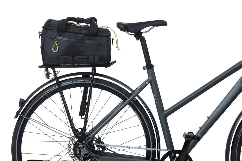 Basil 17753 Miles-Trunkbag 7L. black lime