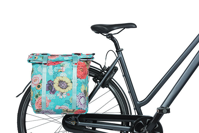 Basil 18156 Bloom Field dubbele fietstas 28-35L sky blue