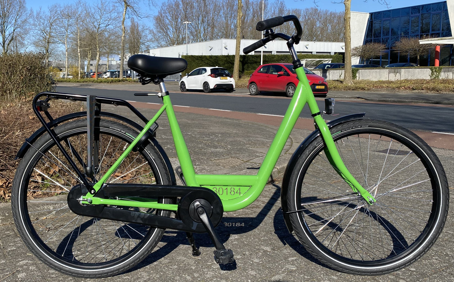 ALDO bedrijfsfiets 28" 55 cm. kleur: appelgroen (+ Ursus Hopper dubb. + Shimano stuurslot) Alu uitvoering M+banden.