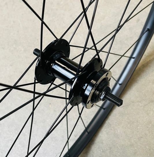 Voorwiel 26" - 559 / 26x1.75 BFK zwart disc