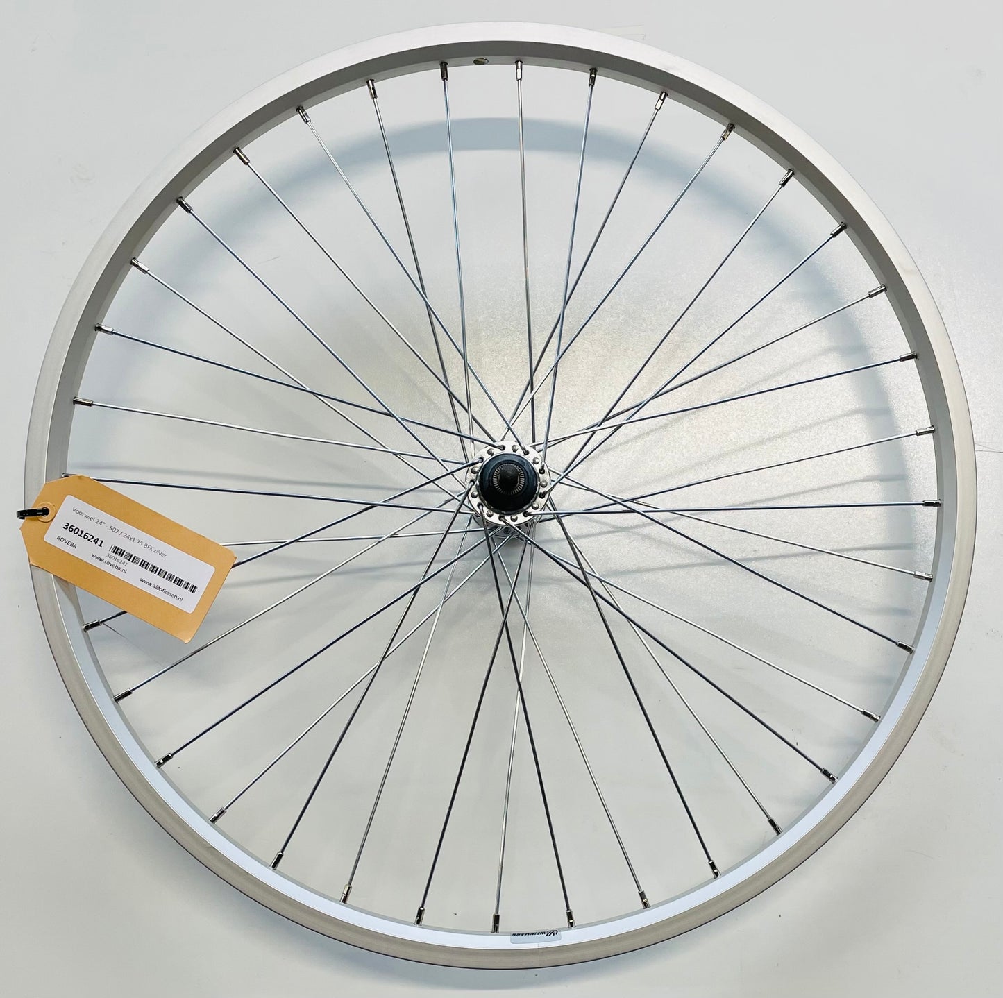 Voorwiel 24" - 507 / 24x1.75 BFK zilver