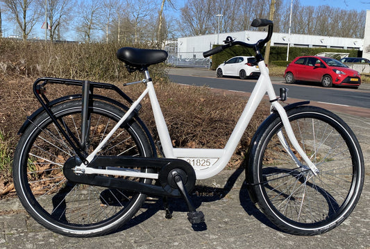 ALDO bedrijfsfiets 26" 50 cm. kleur: wit (+ Ursus Hopper dubb. + Shimano stuurslot) Alu uitvoering