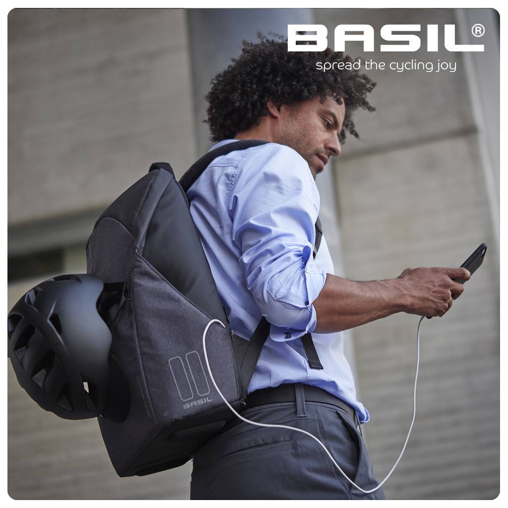 Basil 17775 B-Safe Commuter fietsrugzak Nordlight 18L graphite zwart