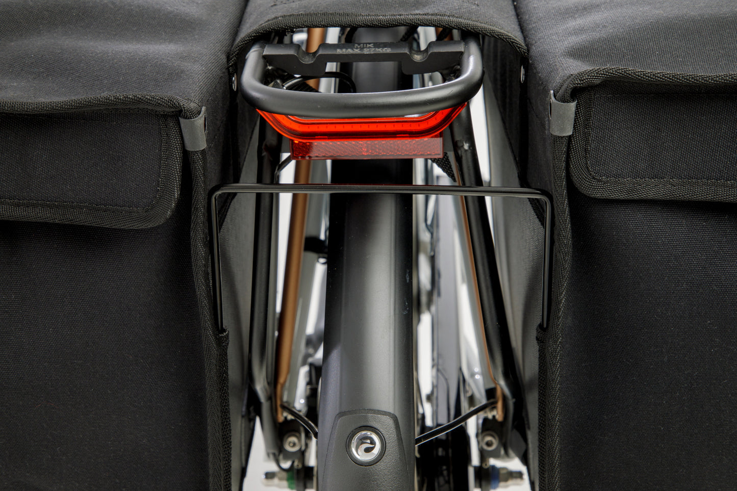 New Looxs tas nr. 31 Double Pannier Camping zwart 66L - 031.330