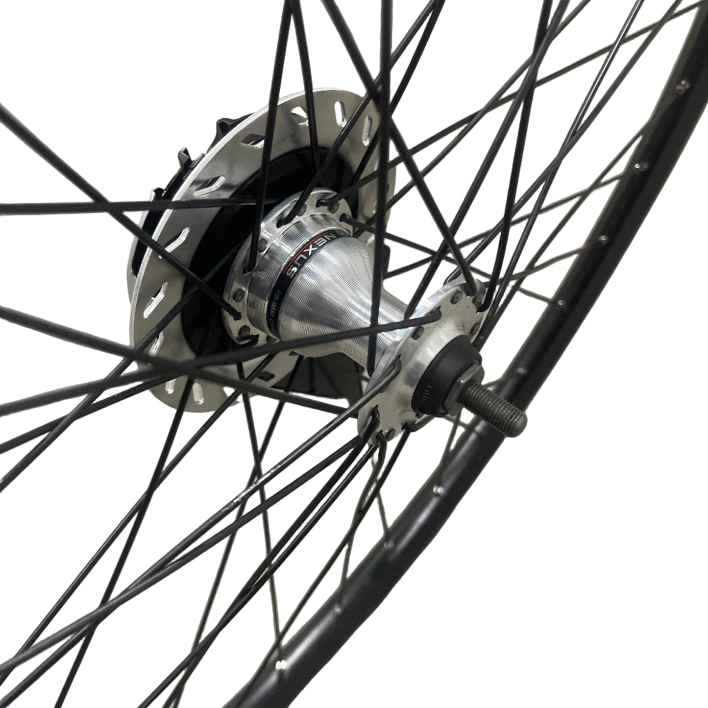 Voorwiel 28" - 622 Dynamic zwart/zwarte spaken alu. Shimano RB