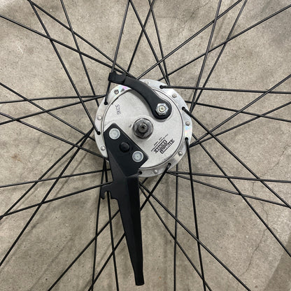 Voorwiel 28" - 622 Dynamic zwart/zwarte spaken alu. trommel SA