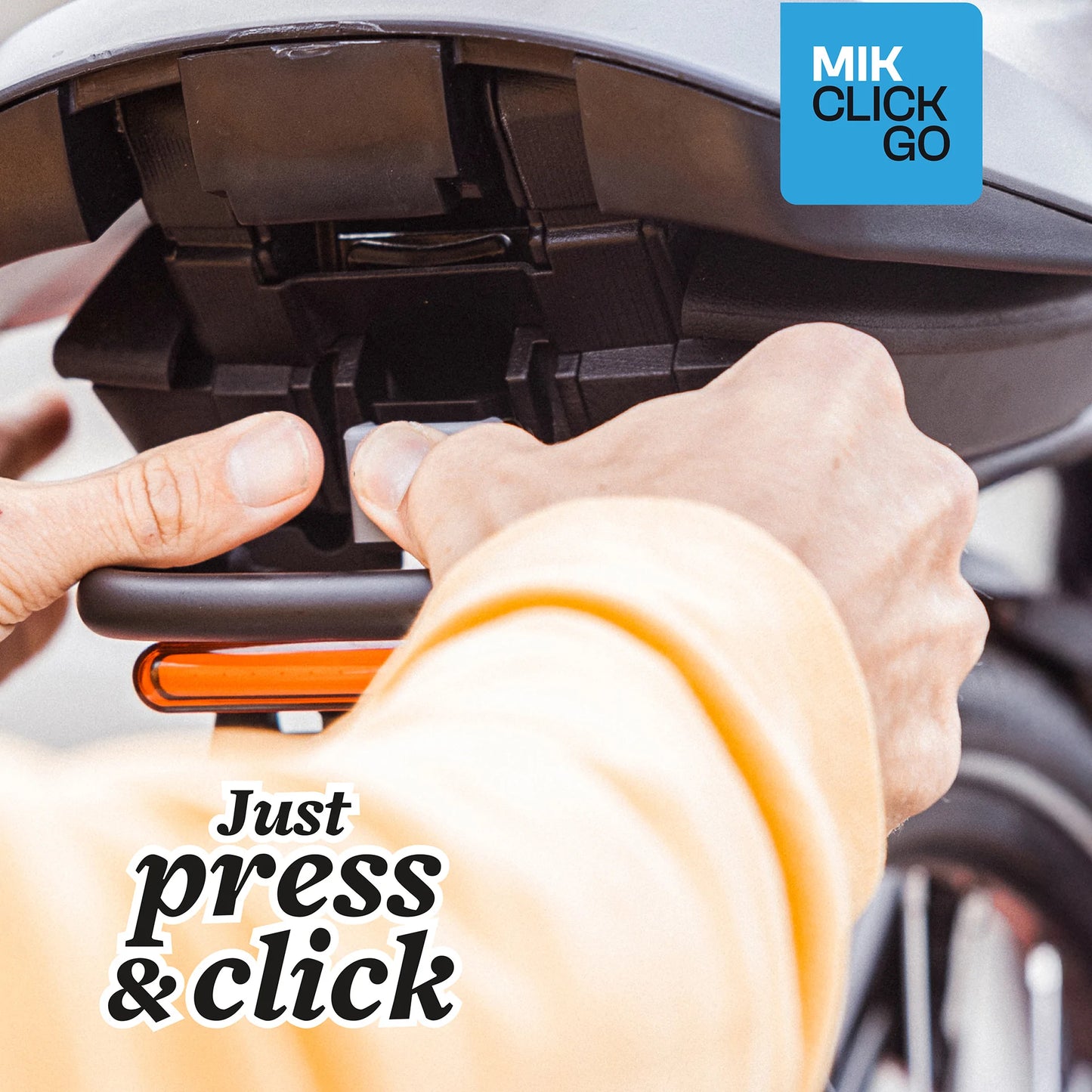 Bobike ONE Junior Black MIK HD