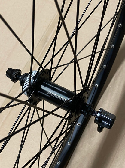 Voorwiel 27" 21-584 Taurus alu. zwart Shimano TX505 schijfrem