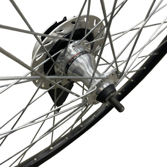 Voorwiel 26" - 559 Vision25 leenfiets zwart RVS spaken RB voornaaf+remplaat