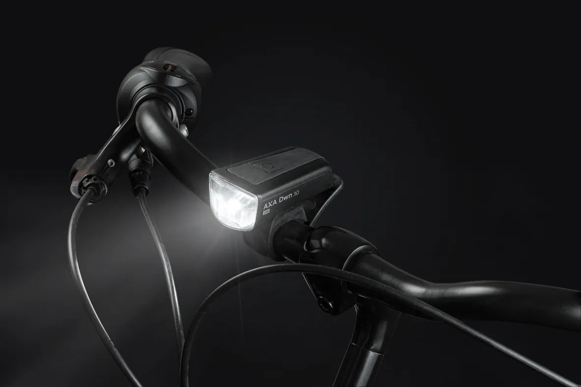AXA DWN 30 Lux USB koplamp