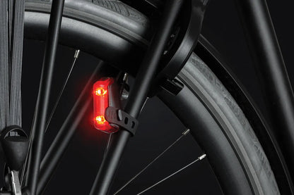AXA Dwn 100 Lux USB verlichting set met remlicht functie