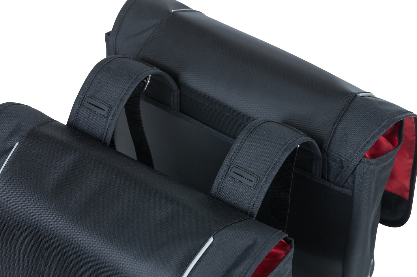 Basil 17581 Sport Design-Double Bag dubbele tas 32L. zwart