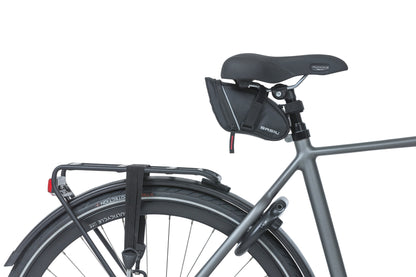 Basil 18046 Sport Design zadeltas M 1L zwart