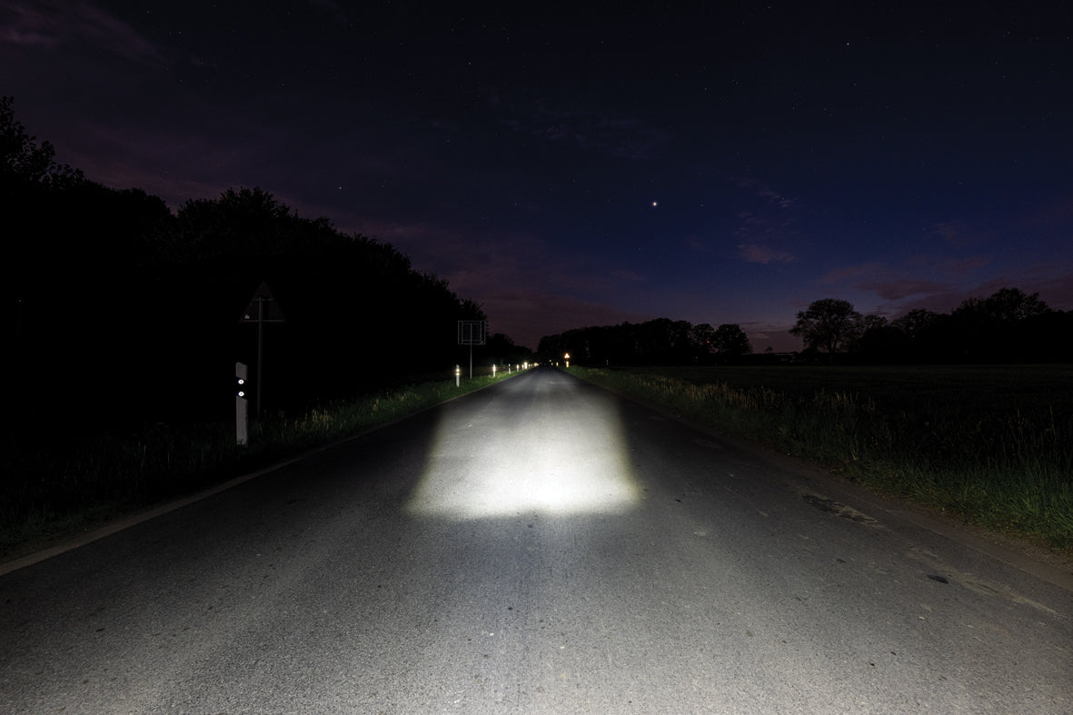 AXA Dawn koplamp DWN 50 USB Front
