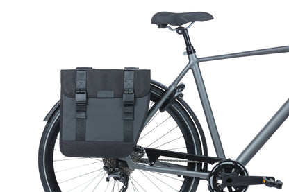Basil 18216 Tour Waterproof XL dubbele fietstas 35L zwart