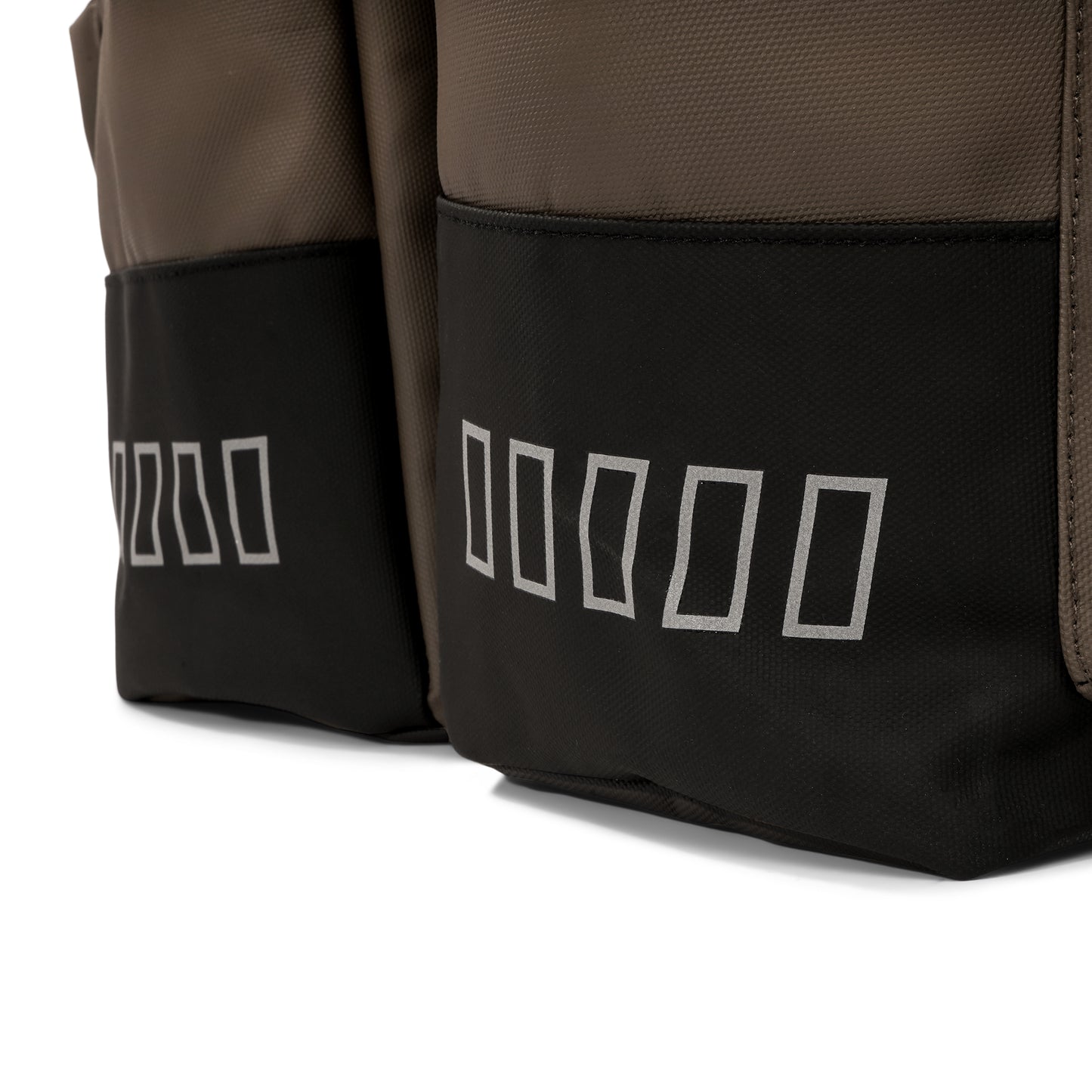 Urban Proof Cargo Double Bag Dark Oak - Recycled