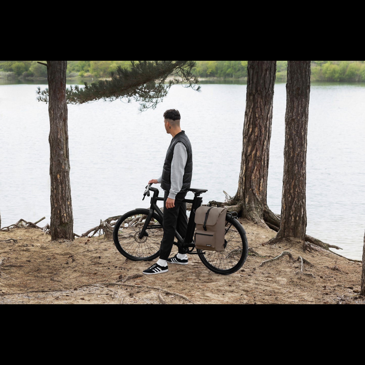 Urban Proof Cargo Backpack Dark Oak - Recycled
