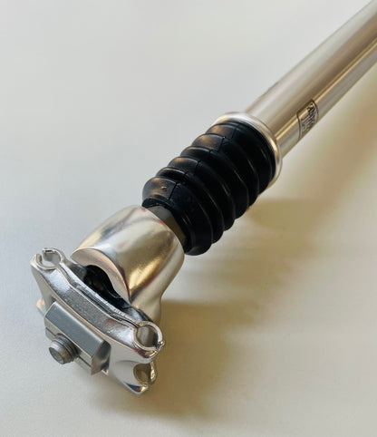 Post Moderne zadelpen verend 'laag' ATB 25.4 zilver