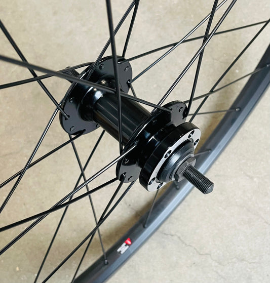 Voorwiel 24" - 507 / 24x1.75 BFK zwart disc