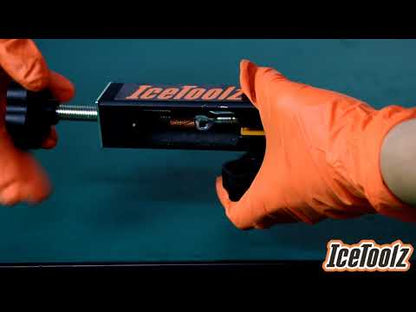 IceToolz 54P5 nippel- en banjopers hydraulische leiding zwart